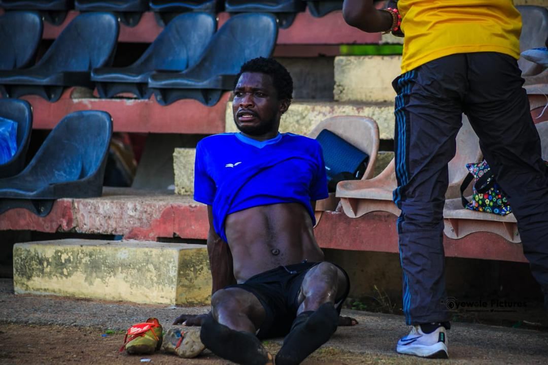 KEDOPEACH player resting after a match